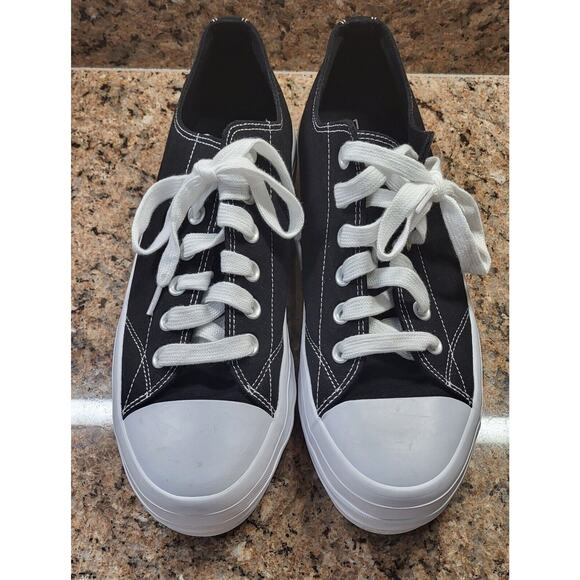 No Boundaries Womens Classic Lace up Canvas Sneaker Black with White Sole 11 - Picture 1 of 16